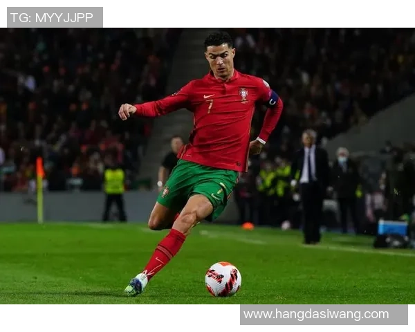 盘点绿茵场上那些因经典头型而永远被球迷铭记的足球巨星故事 盘点绿茵场上那些因经典头型而永远被球迷铭记的足球巨星故事