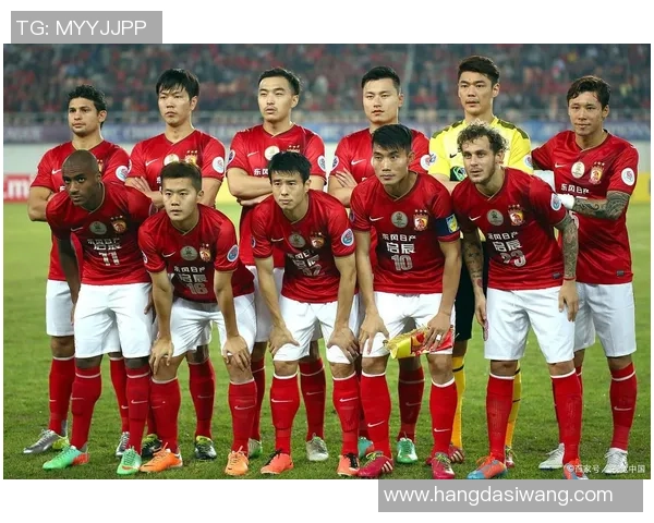 足球迷群体热议球星表现引发热烈讨论球员实力与球迷期待之间的碰撞 足球迷群体热议球星表现引发热烈讨论球员实力与球迷期待之间的碰撞