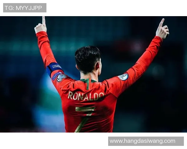 2025年世界足球现役十大球星排名及其在足坛的影响力分析 2025年世界足球现役十大球星排名及其在足坛的影响力分析