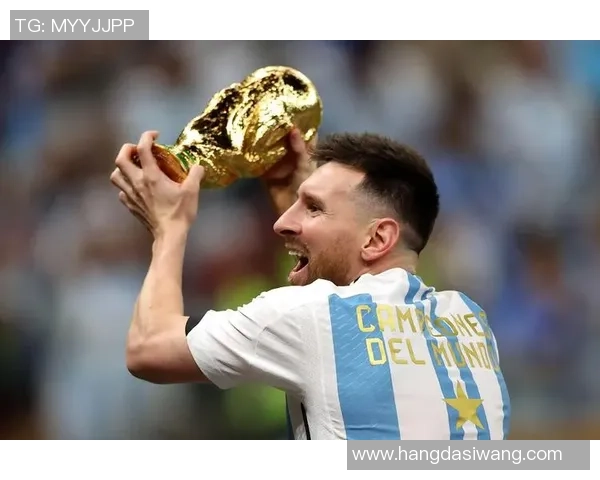 足球巨星跨国移民潮背后的经济驱动力与文化影响解析 足球巨星跨国移民潮背后的经济驱动力与文化影响解析